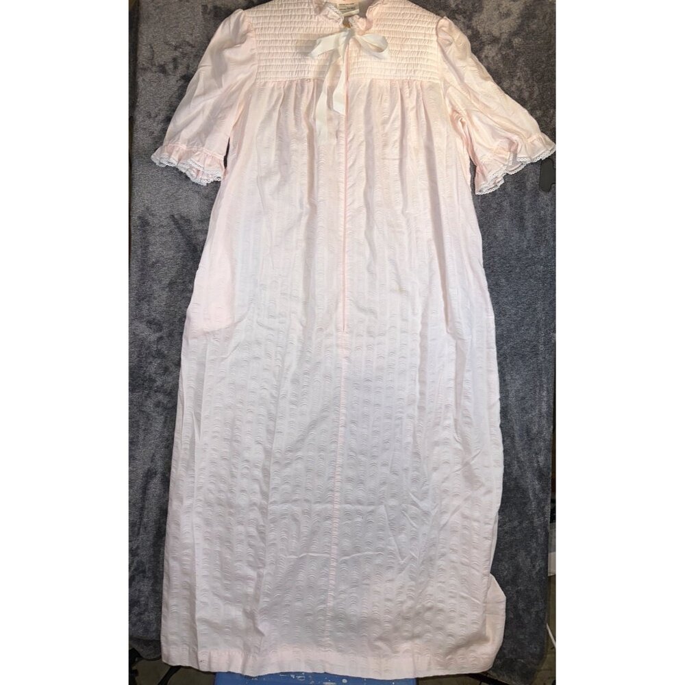 Vintage JCPenney Misses Robe Light Pink with Zipper and Bow at Neck - Size L